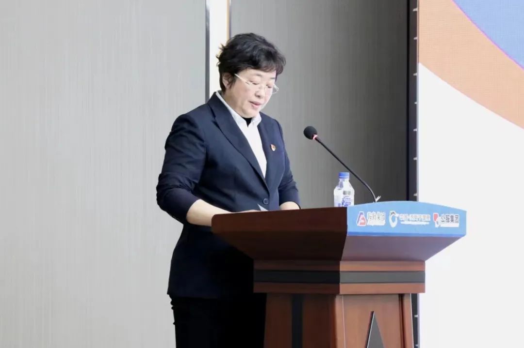 鞍勤集團、溫泉集團、公服集團2023年新任干部任前集體談話及集體送任儀式圓滿結(jié)束